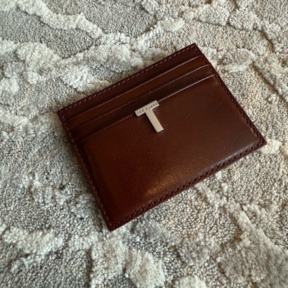 Ted Baker Brown Leather Card Holder with Sleek Design